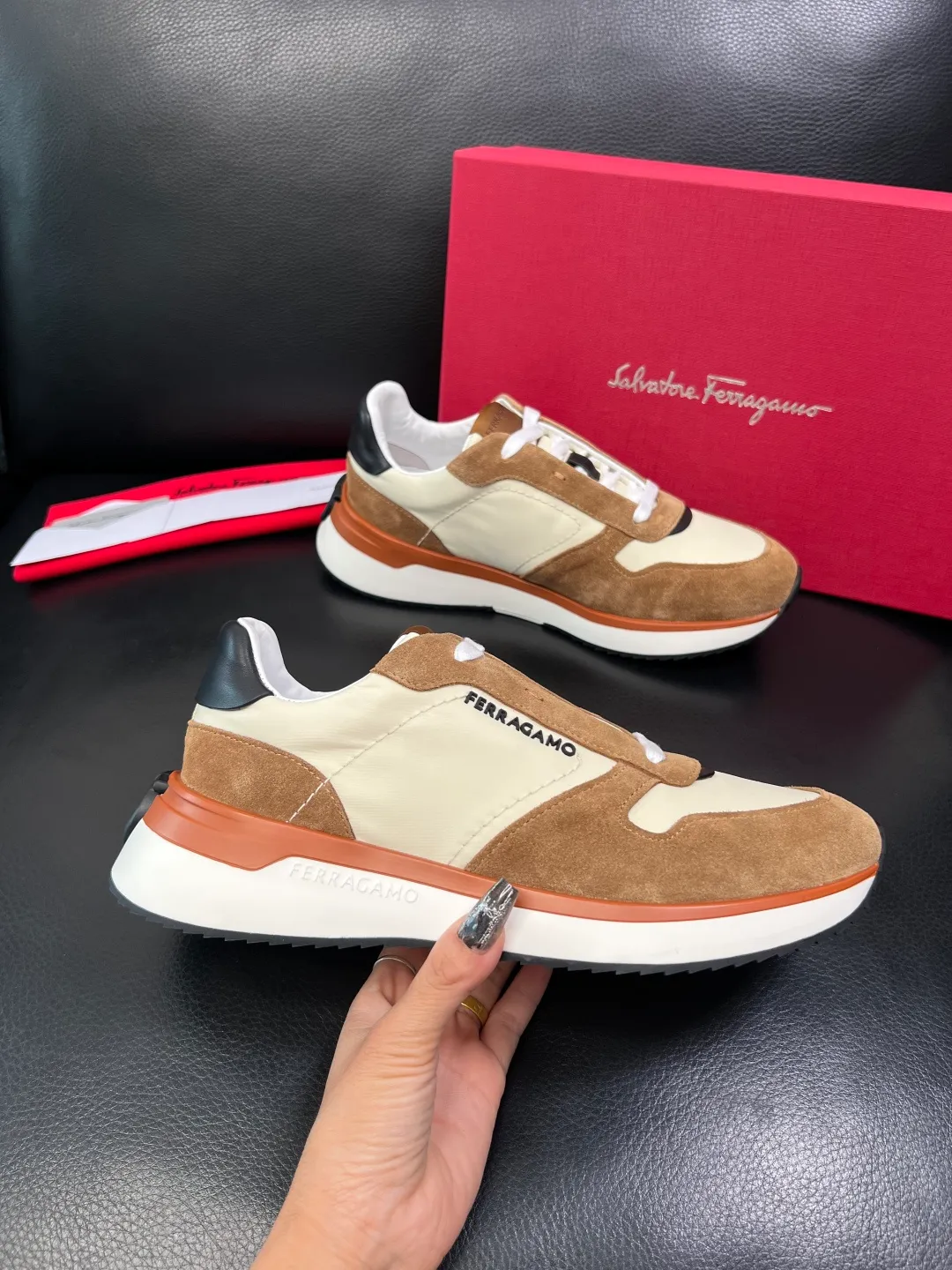 Men's shoes 💰780 Ferragamo High quality top handicrafts Ferragamo counters sell original factory configuration at the same time, imported original cowhide from Italy, imported water-dyed cow lining, soles: original factory special original soles are super comfortable, original factory and single goods, welcome to compare at the same time at the counter, code number 39-44 (customized 38 45)